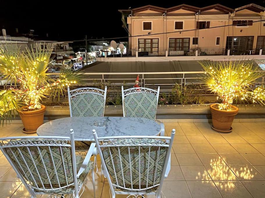 Downtown Apartment Kamena Vourla Exterior foto